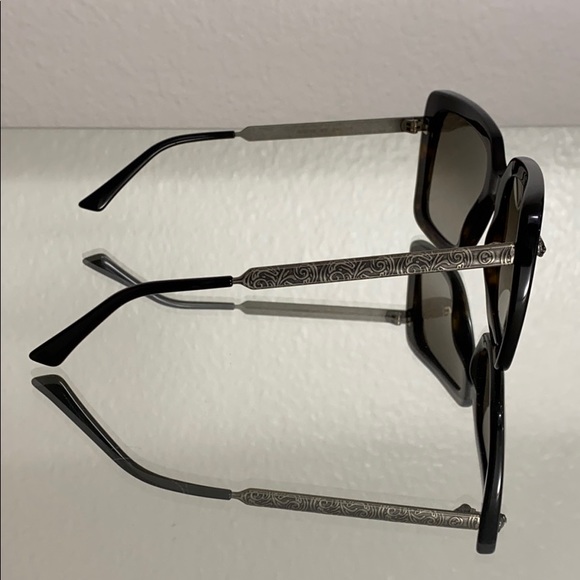 Gucci Tortoise GG0216S Sunglasses - Picture 3 of 9